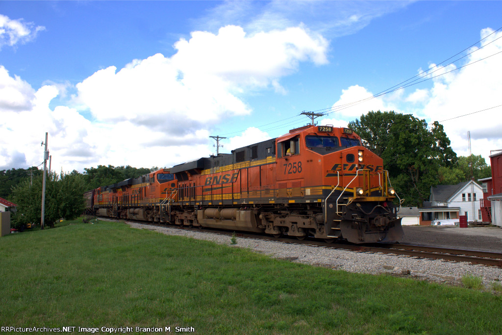 BNSF 7258 East